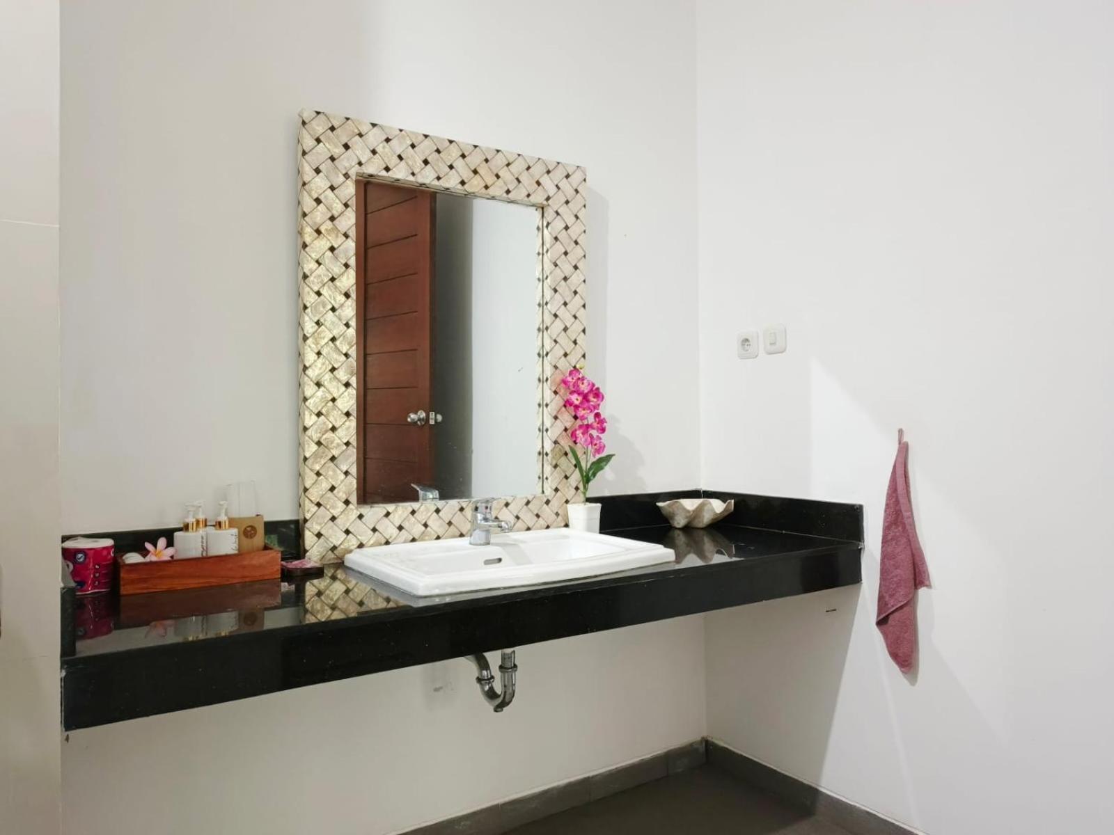 Villa Malathi Homey House With Jungle View